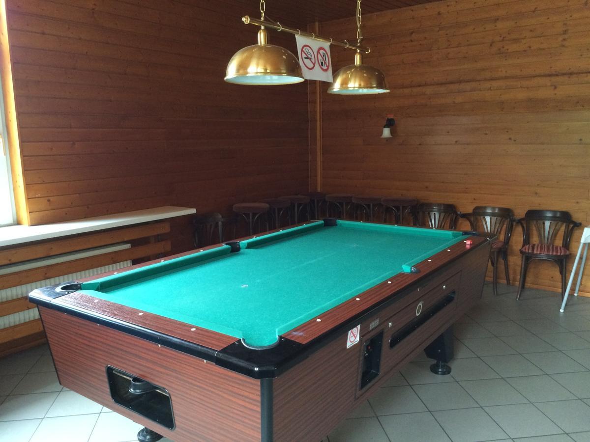 Hotel Restaurant Hohe Tanne Grossbreitenbach Esterno foto