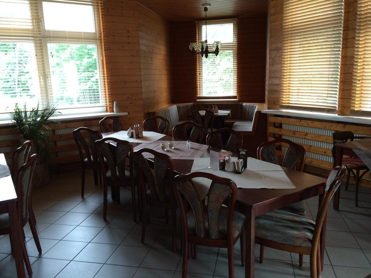 Hotel Restaurant Hohe Tanne Grossbreitenbach Esterno foto