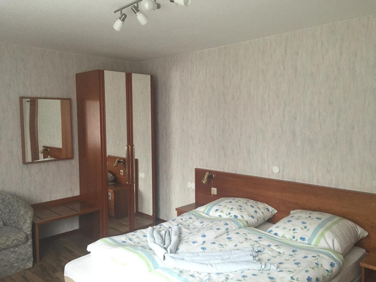 Hotel Restaurant Hohe Tanne Grossbreitenbach Esterno foto